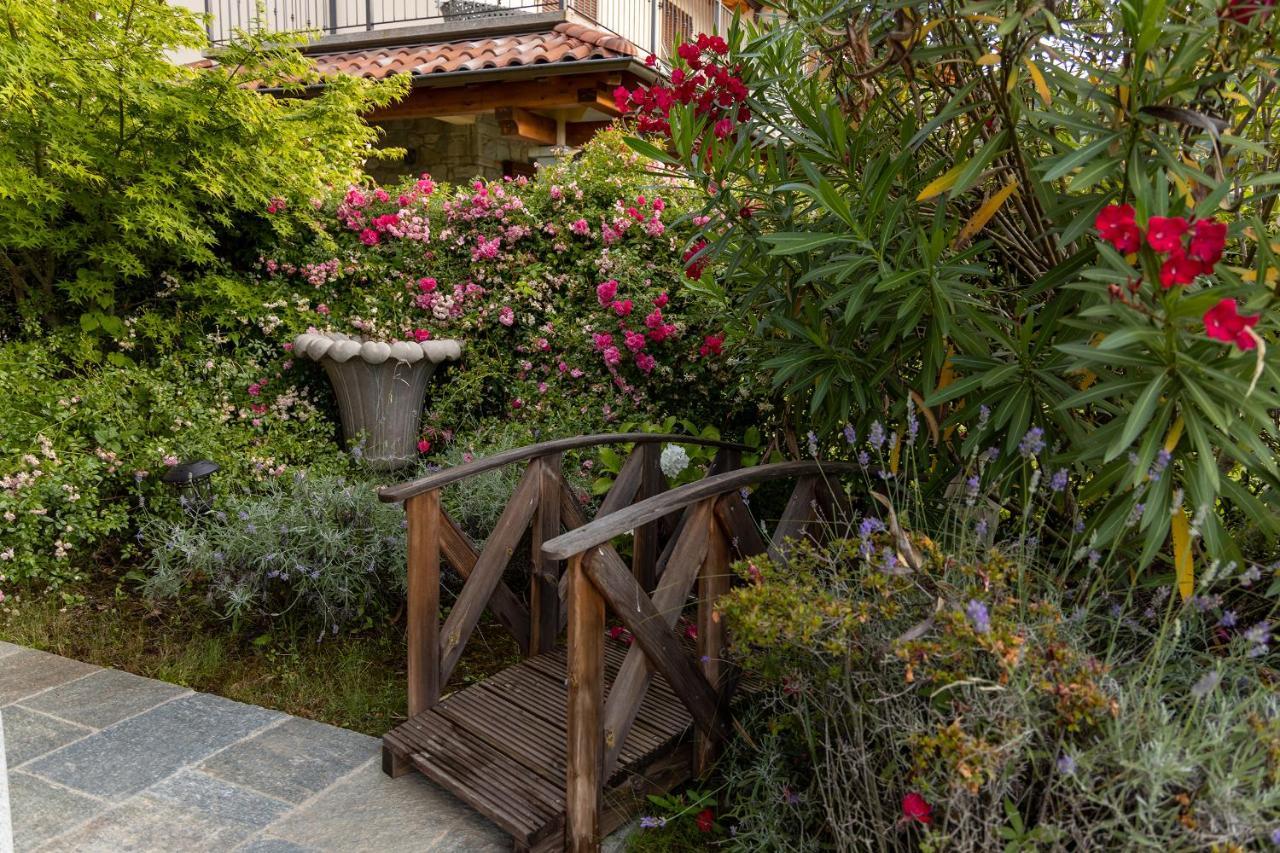 Le Petit Palais Villa Plesio Buitenkant foto